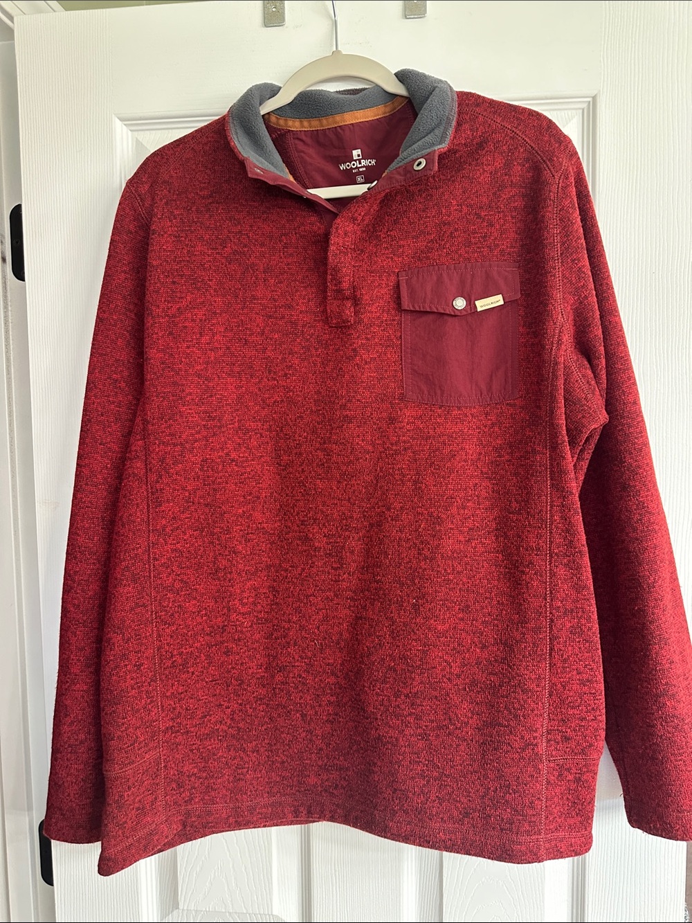 Woolrich Men's Red Heather Snap-Placket Pullover with Gray Trim